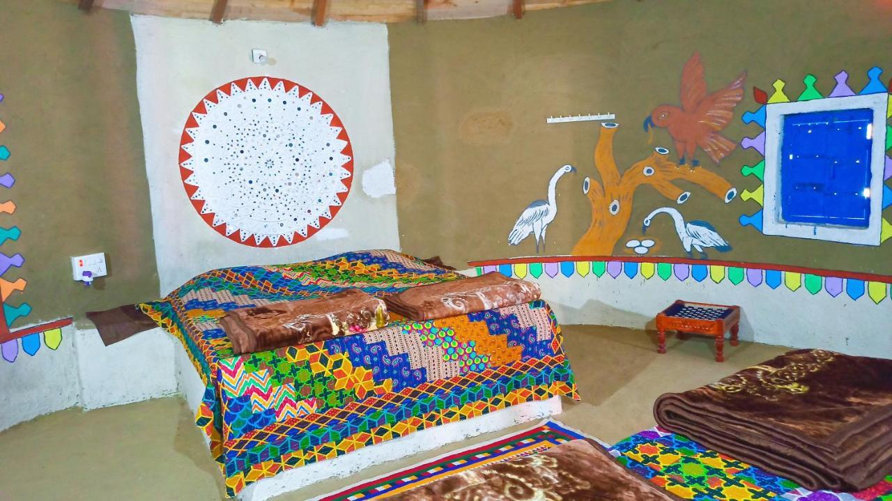 Kutir Craft Village Resort Bherandiāla Exterior foto